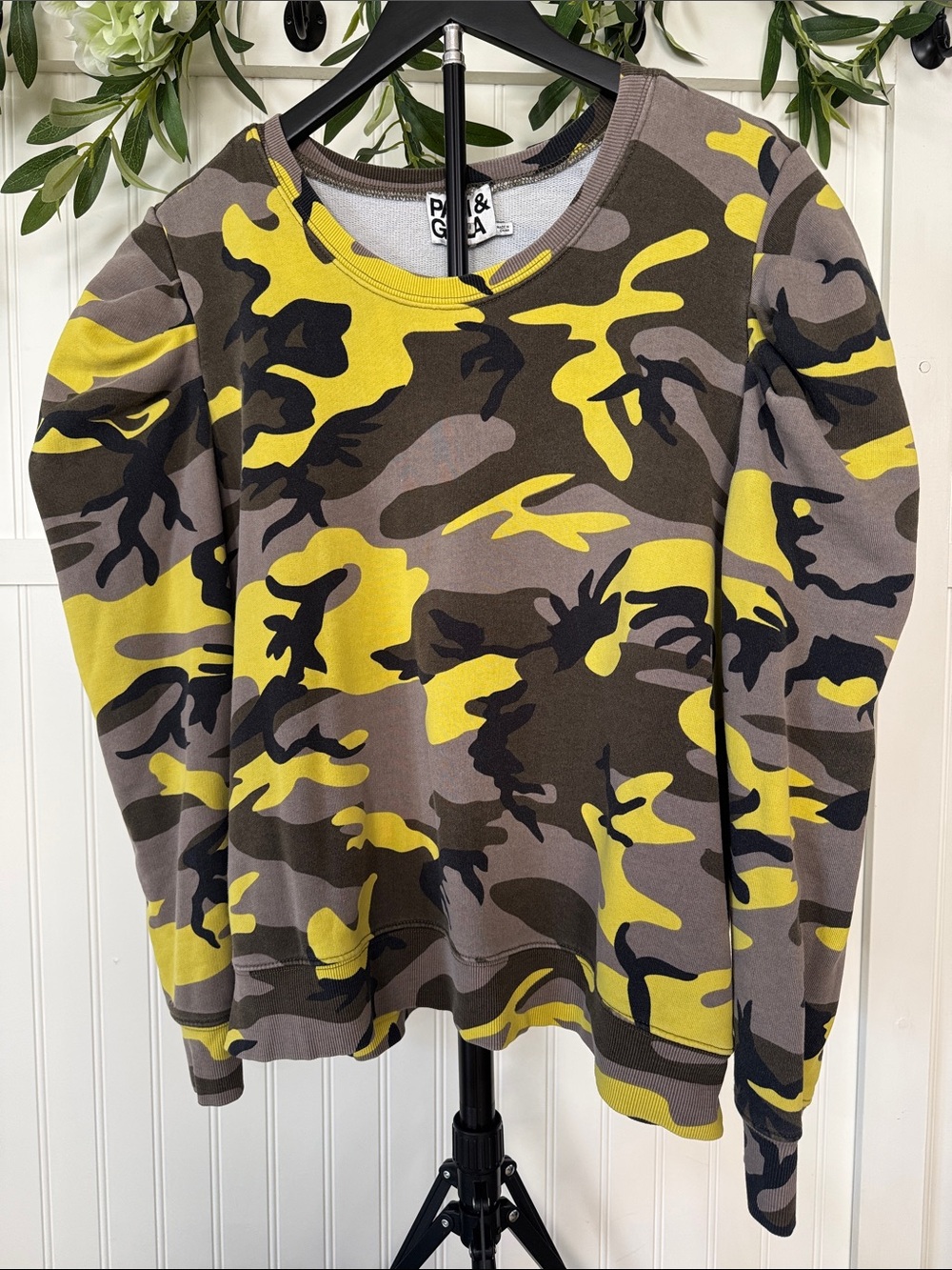 #154 PAM & GELA Yellow, Olive & Black Camo POP Puff-Sleeve Sweatshirt L